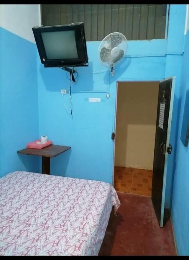 Hospedaje Independencia Пукалпа Екстериор снимка
